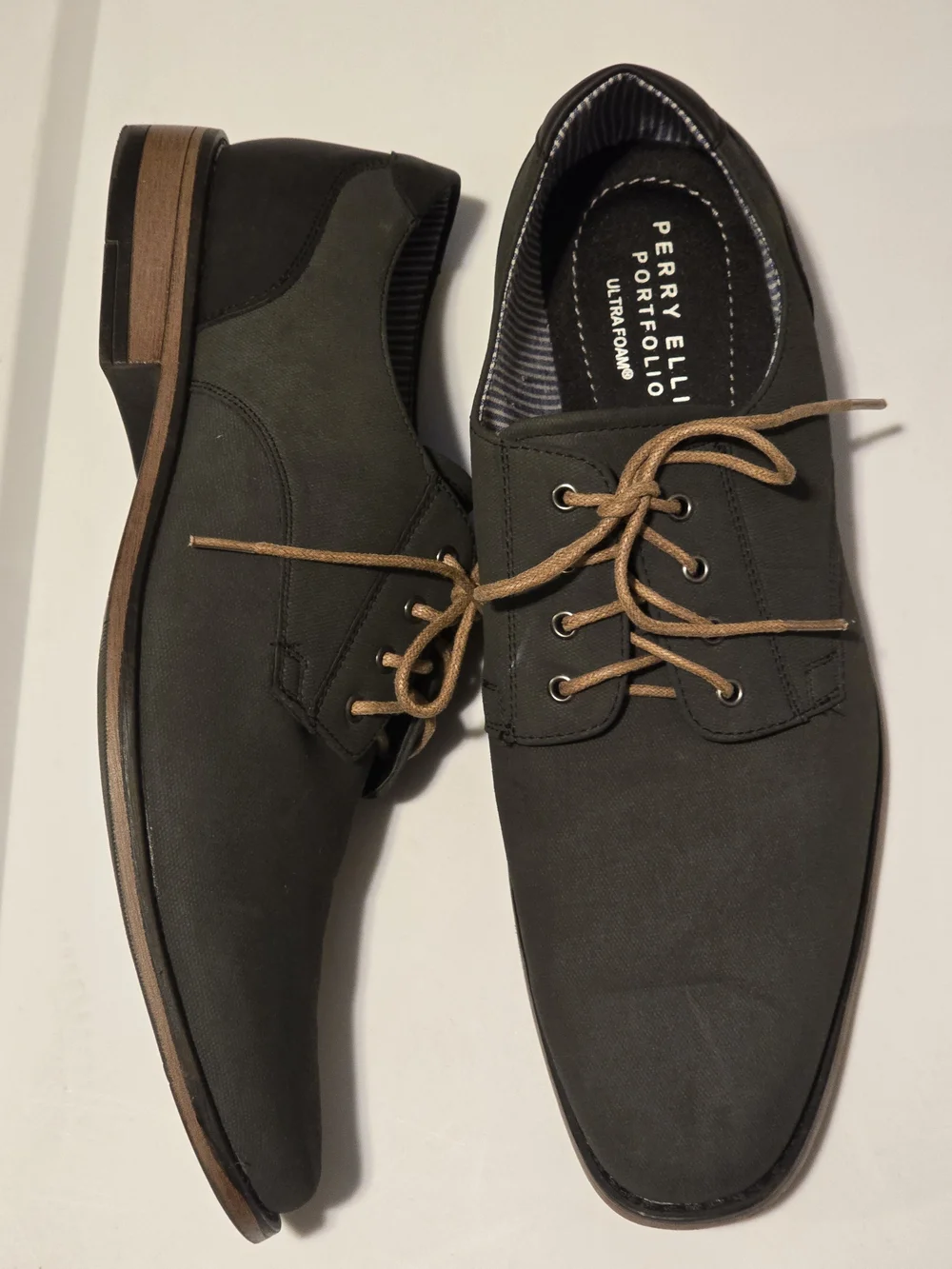 Perry Ellis Portfolio Olive Canvas Derby Shoes with Tan Laces